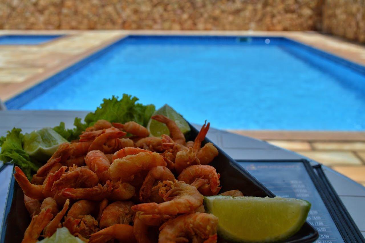 Thanharu Praia Hotel Anchieta  Buitenkant foto