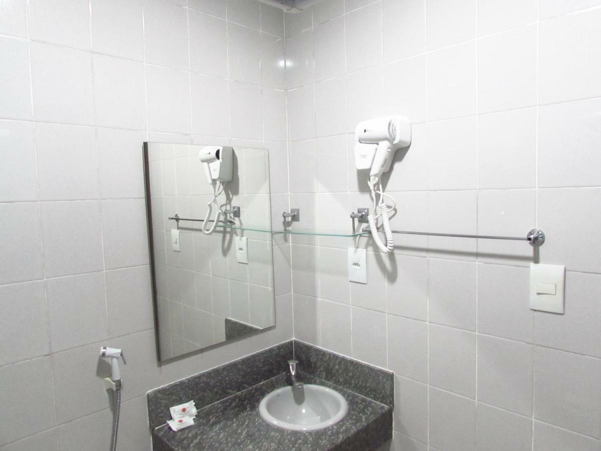 Thanharu Praia Hotel Anchieta  Kamer foto